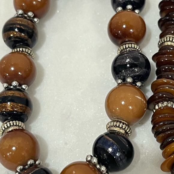 Set of 2 Round & Stackable Brown Agate Stones & Glass Elastic Bracelets - Picture 4 of 5